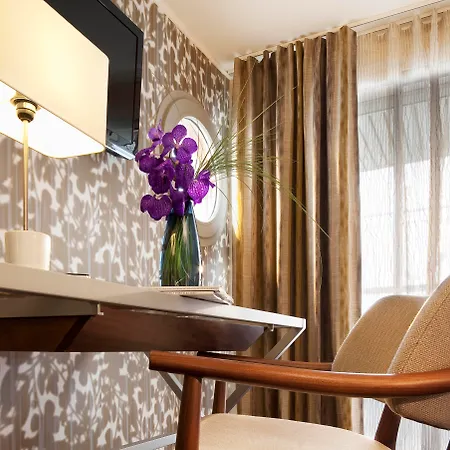 جاردان إيفل 3* باريس