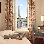 جاردان إيفل باريس