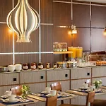 Jardins Eiffel Hotel