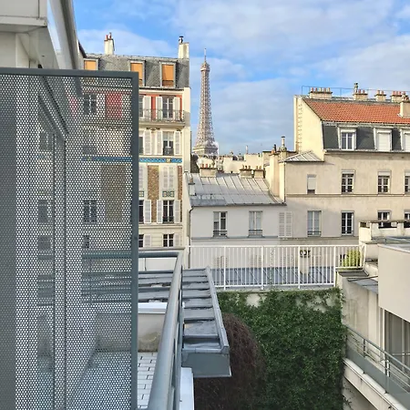 Jardins Eiffel Paris