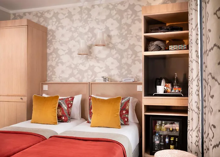 Hotel Jardins Eiffel 3*