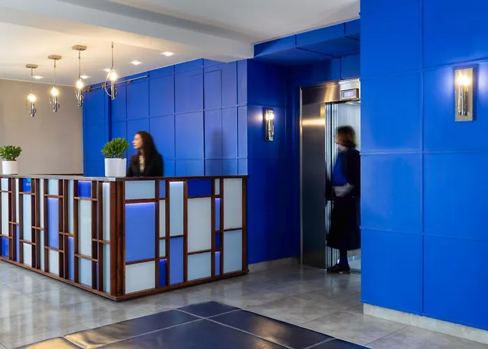 Hotel Jardins Eiffel 3*