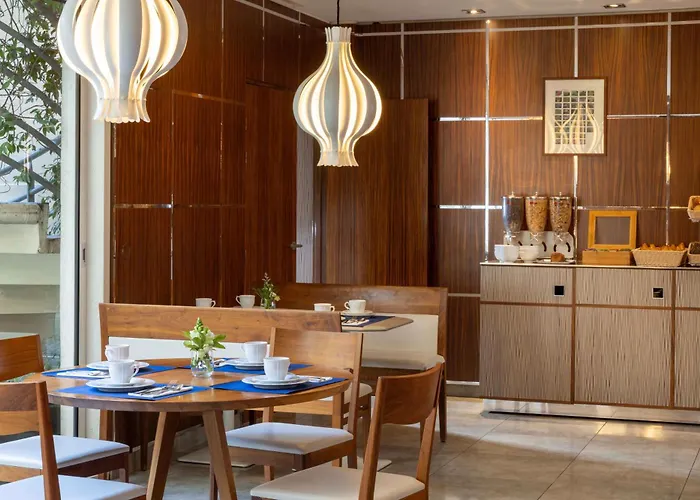 ジャルダン エッフェル 3*