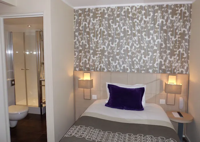 Hotel Jardins Eiffel 3*