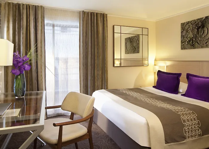 Hotel Jardins Eiffel 3*