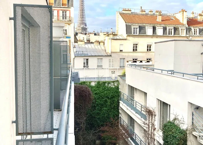 Hotel Jardins Eiffel 3*