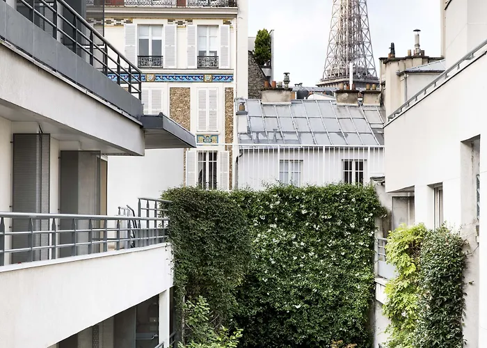 Jardins Eiffel Parigi