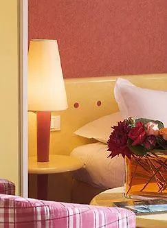 Hotel Jardins Eiffel 3*