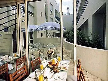 Hotel Jardins Eiffel 3*