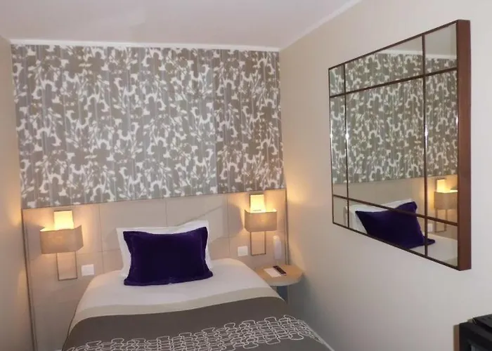 Hotel Jardins Eiffel 3*