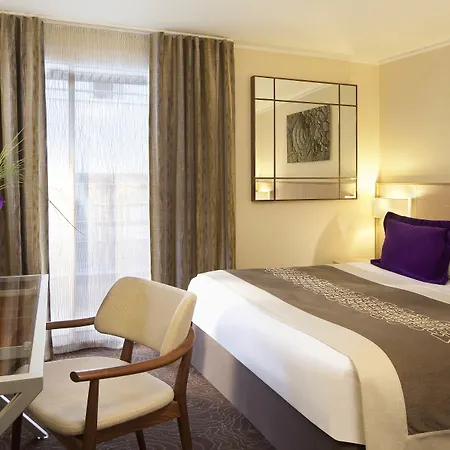 Hotel Jardins Eiffel 3*